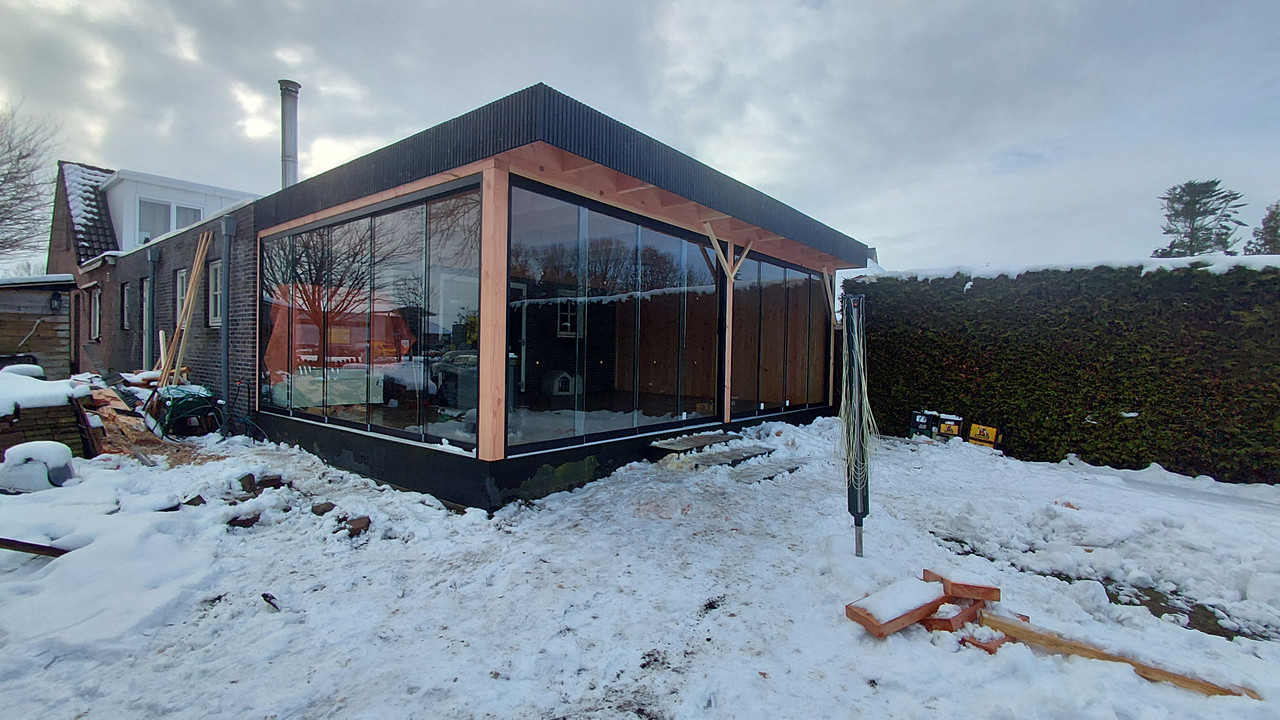 Glaswanden uitgevoerd door R. Keen Houtbouw & Montage - foto 4
