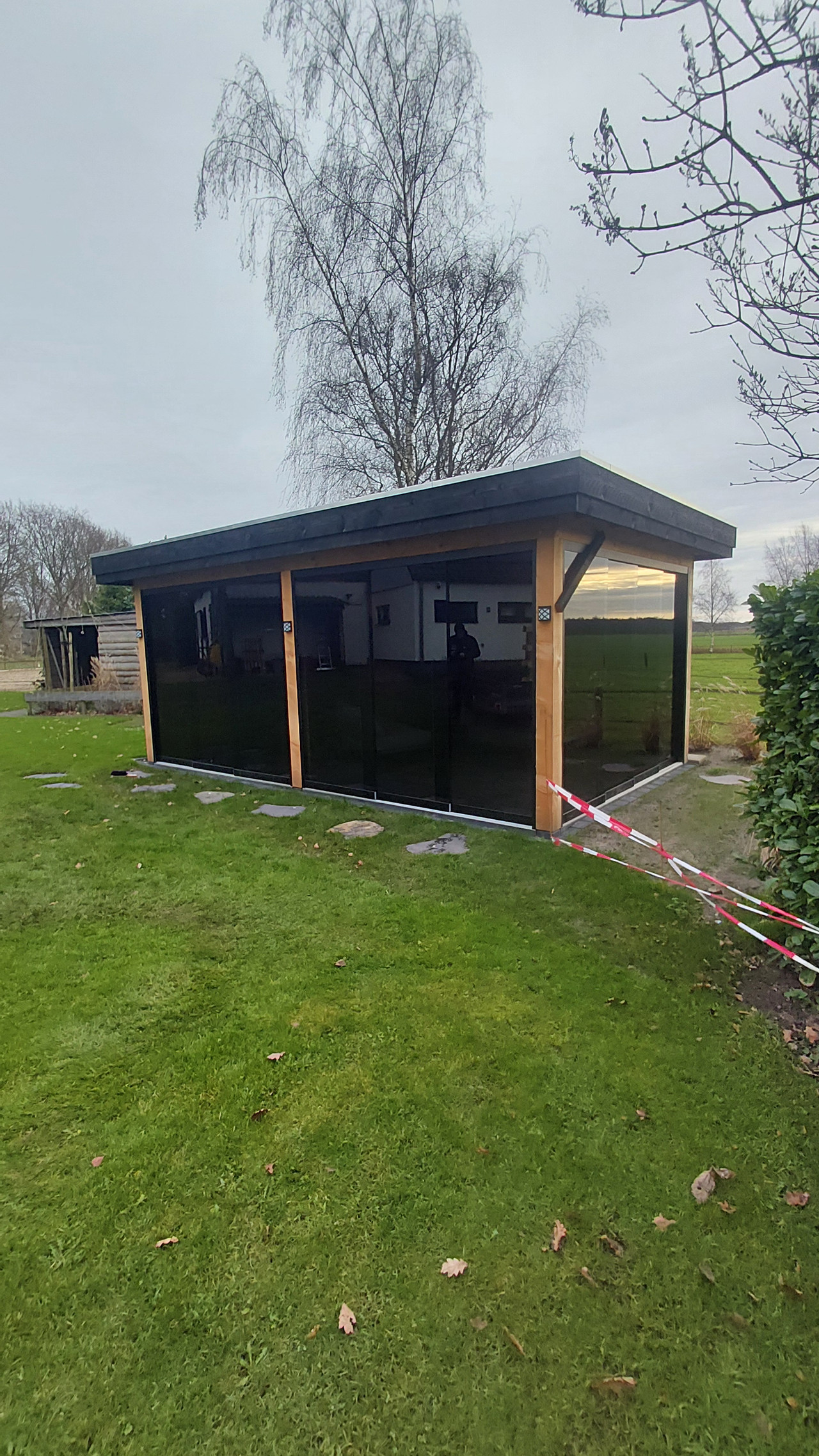 Glaswanden uitgevoerd door R. Keen Houtbouw & Montage - foto 5