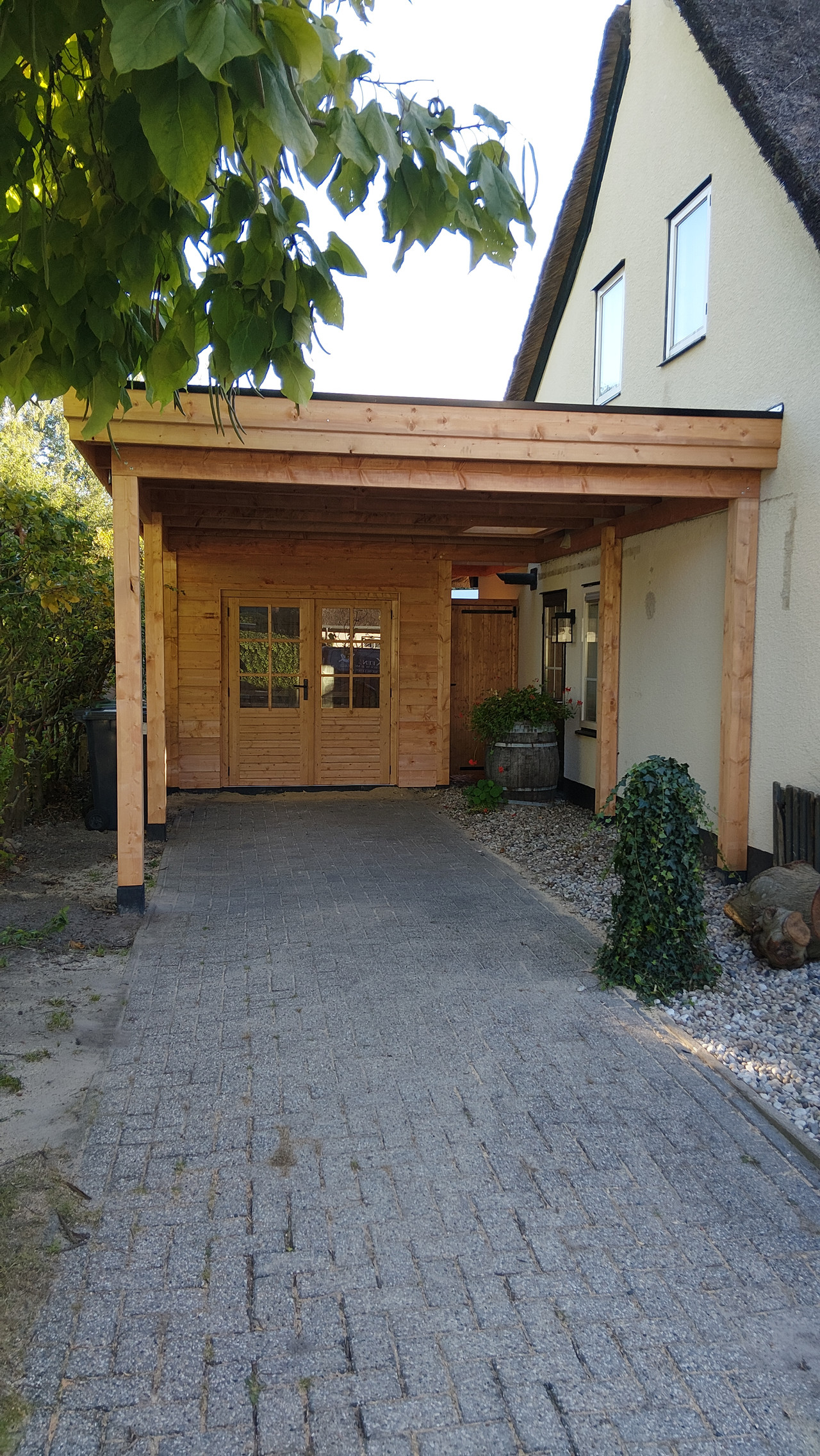 Overkapping uitgevoerd door R. Keen Houtbouw & Montage - foto 7