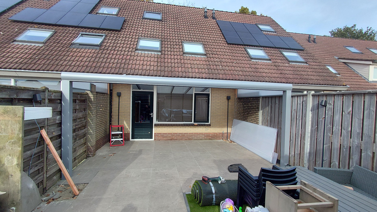 Veranda uitgevoerd door R. Keen Houtbouw & Montage - foto 1